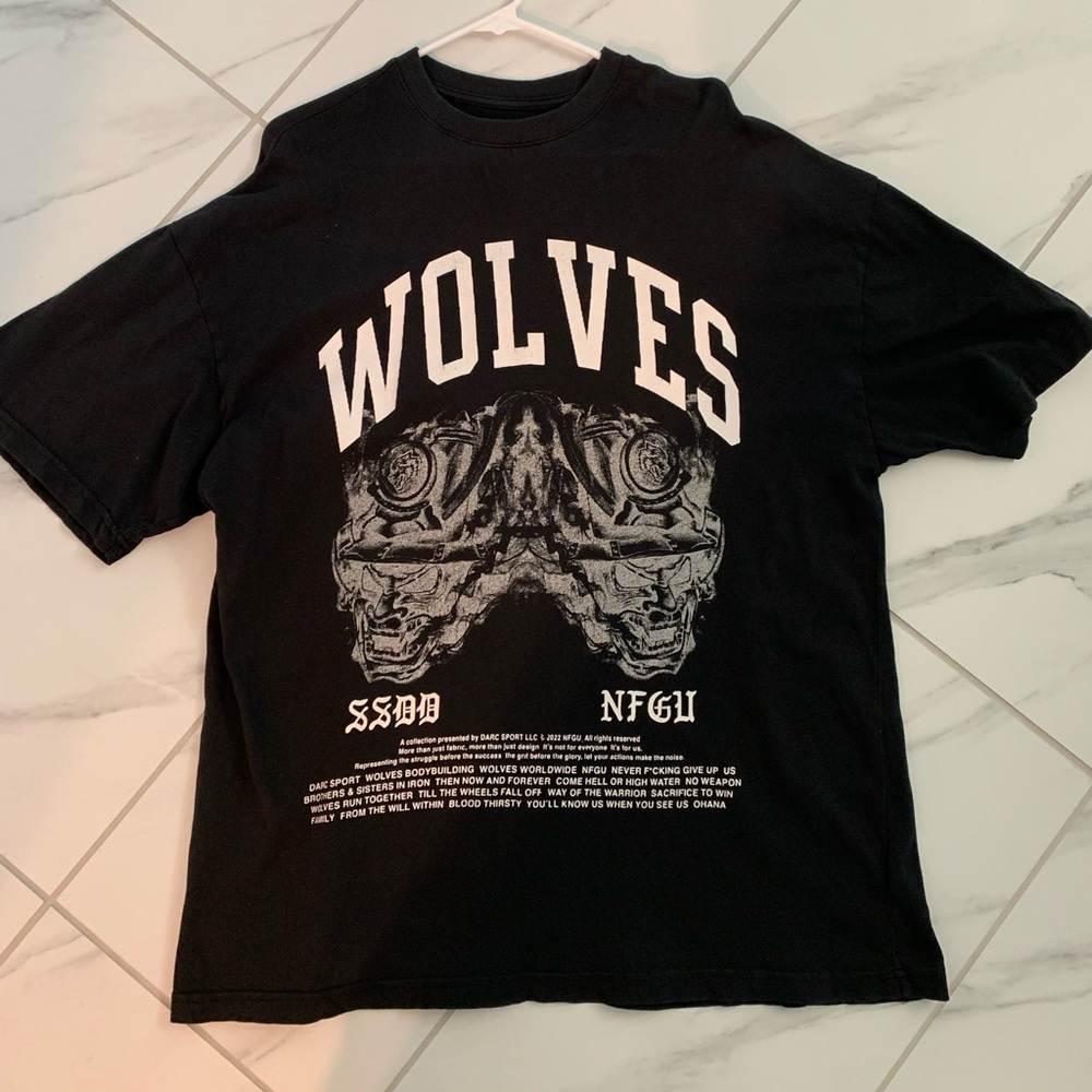 Darcsport Black Wolves T-Shirt size L